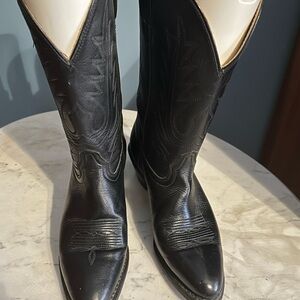 Leather black cowboy boots